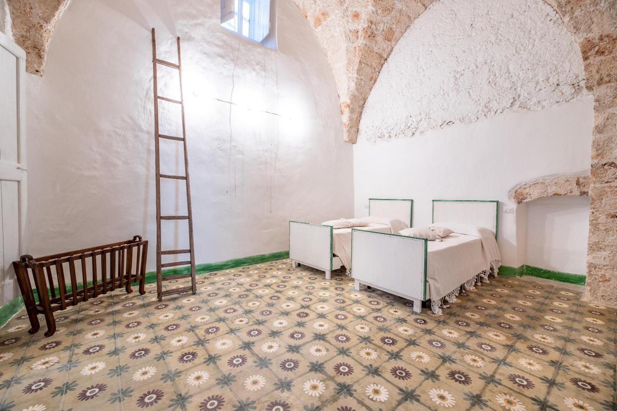 Appartamento Matilde Racale Bagian luar foto